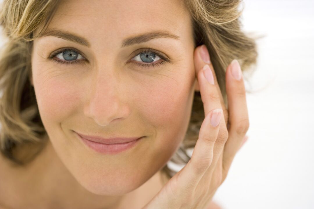 Automasaxe da pel facial para o rexuvenecemento
